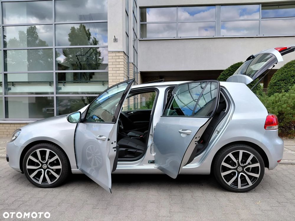Volkswagen Golf 1.6 TDI BlueMotion Technology DSG Comfortline - 9