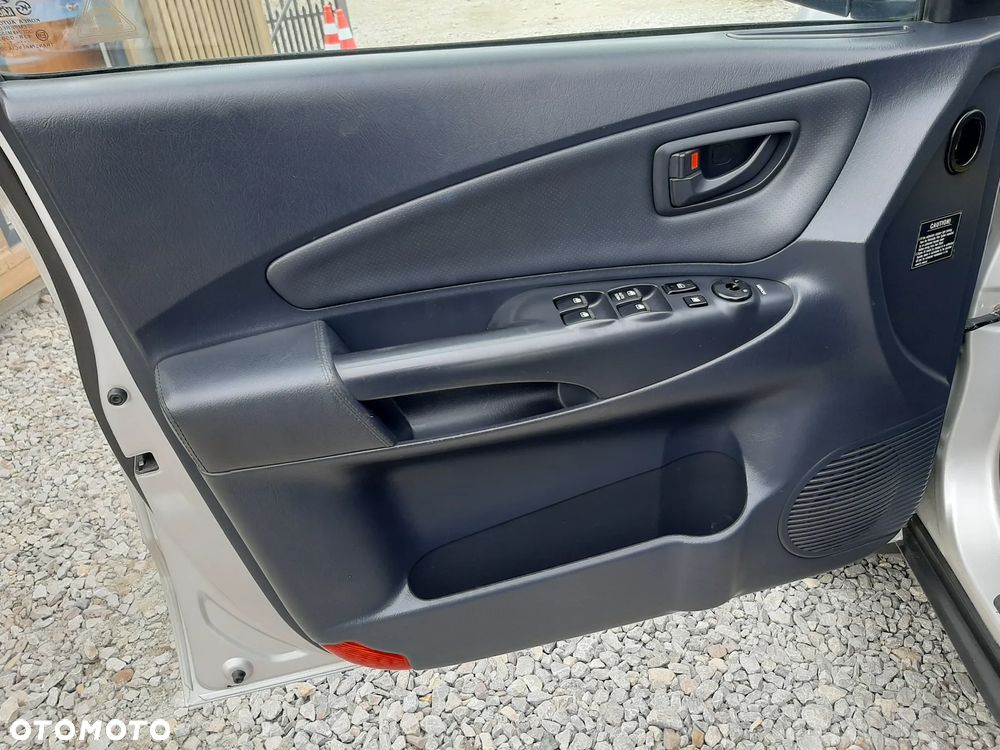 Hyundai Tucson 2.0 CRDi VGT 2WD GLS - 24