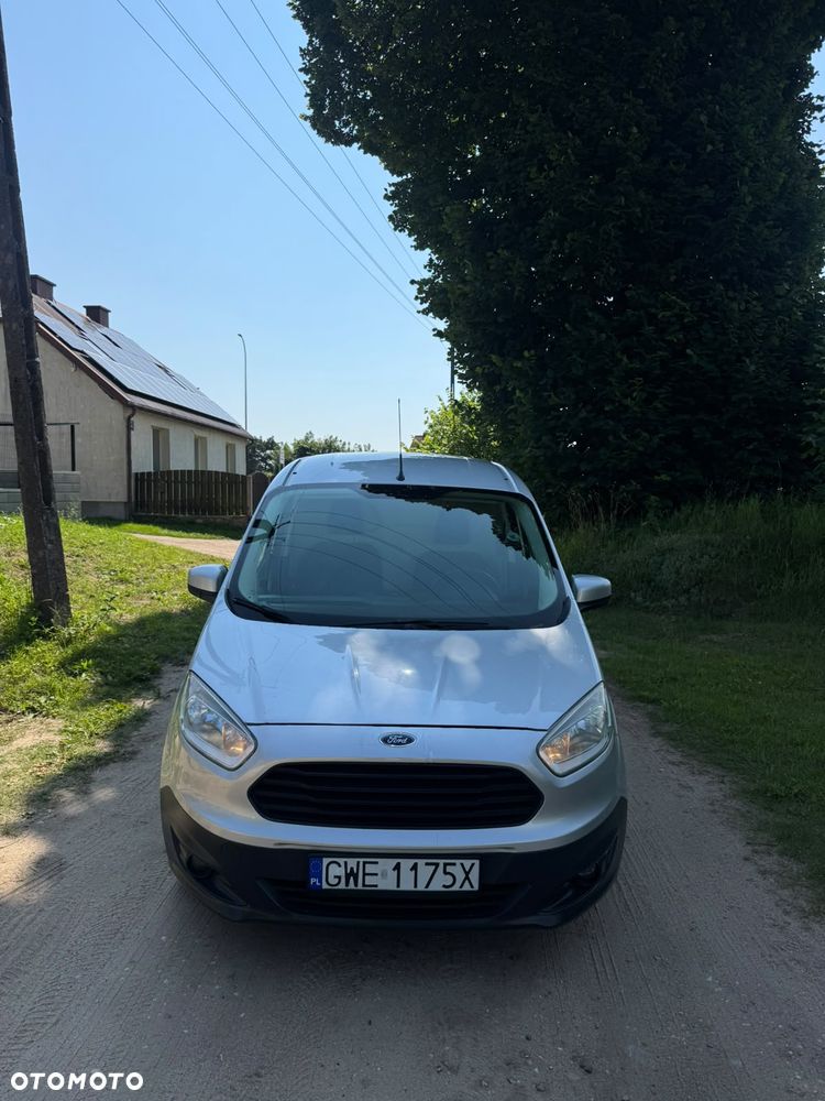 Ford Courier - 3