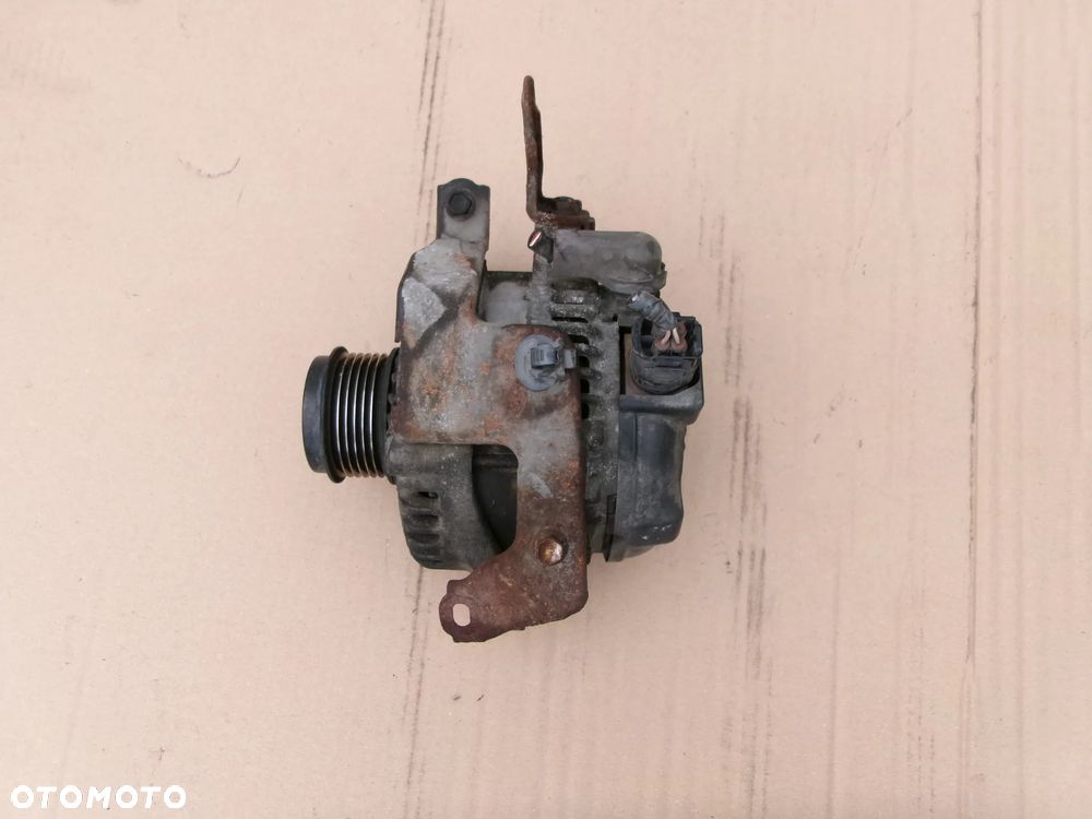 ALTERNATOR TOYOTA YARIS II  09-11 1.33 BENZ - 1