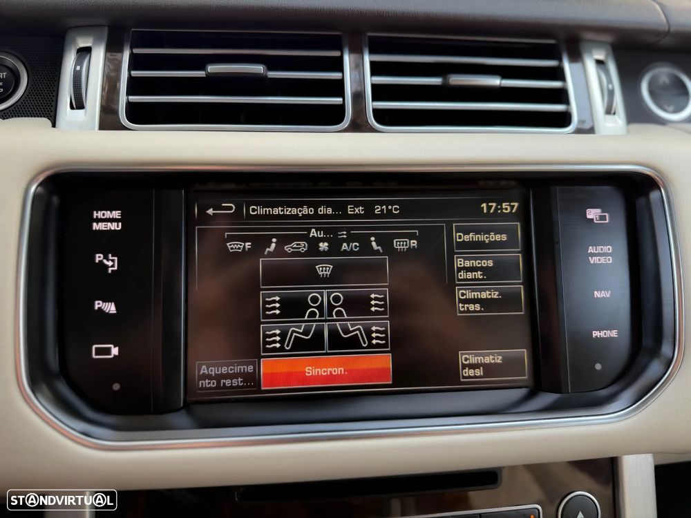 Land Rover Range Rover 4.4 SDV8 Vogue - 36