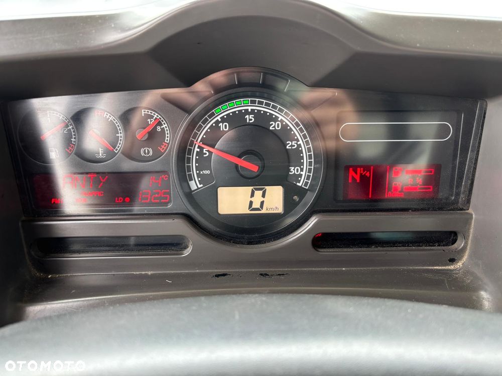 Renault Preminm - 11