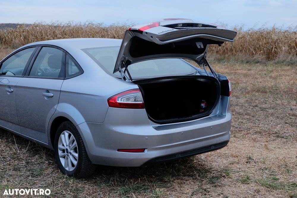 Ford Mondeo - 10