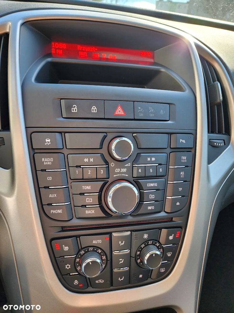 Opel Astra 1.4 Turbo 150 Jahre - 20