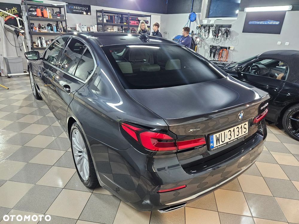 BMW Seria 5 530d xDrive mHEV Luxury Line - 2