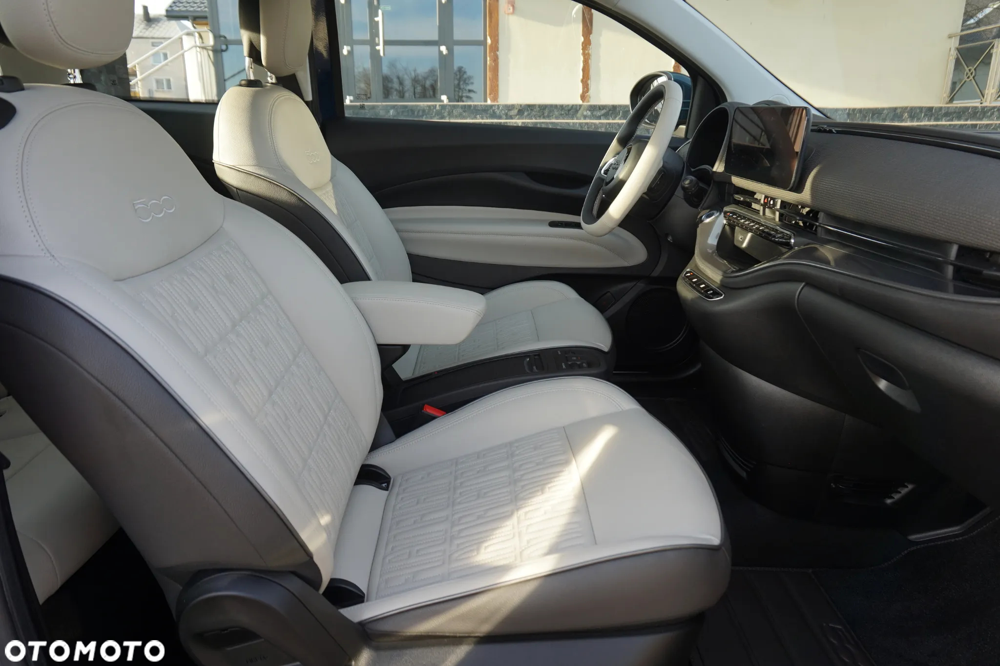 Fiat 500e La Prima - 9