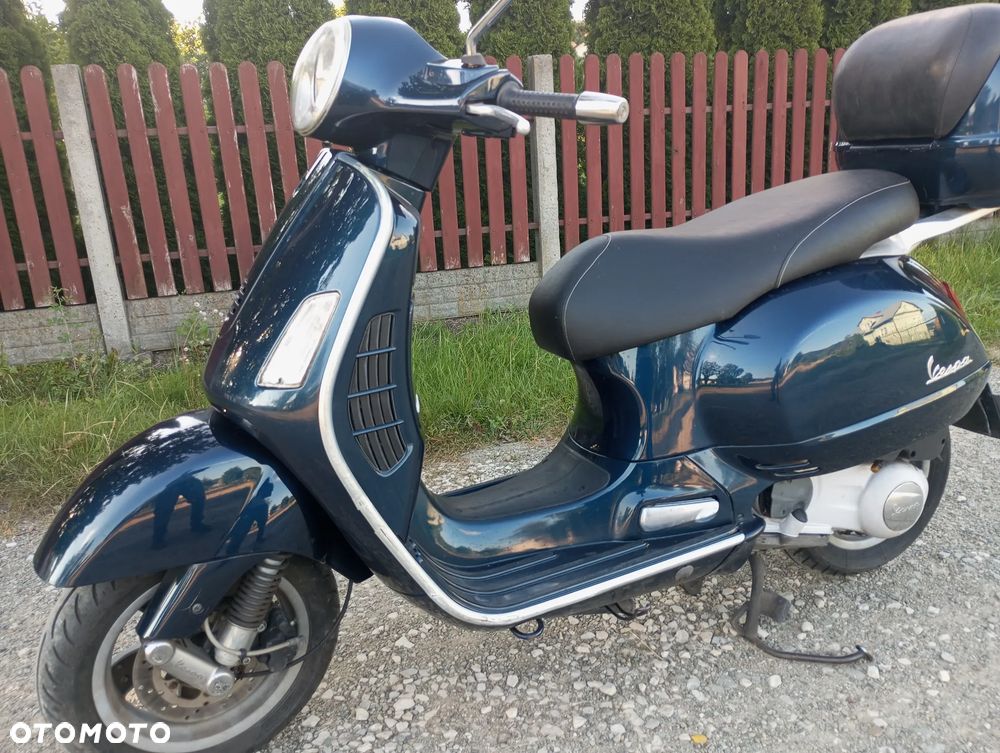 Vespa GTS - 5