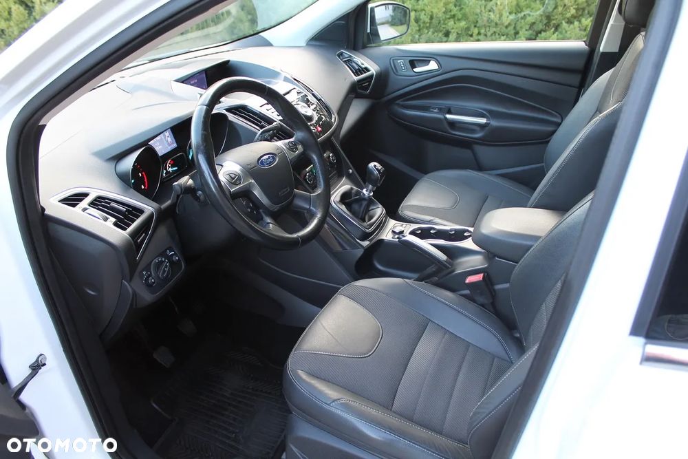 Ford Kuga 2.0 TDCi Titanium - 6