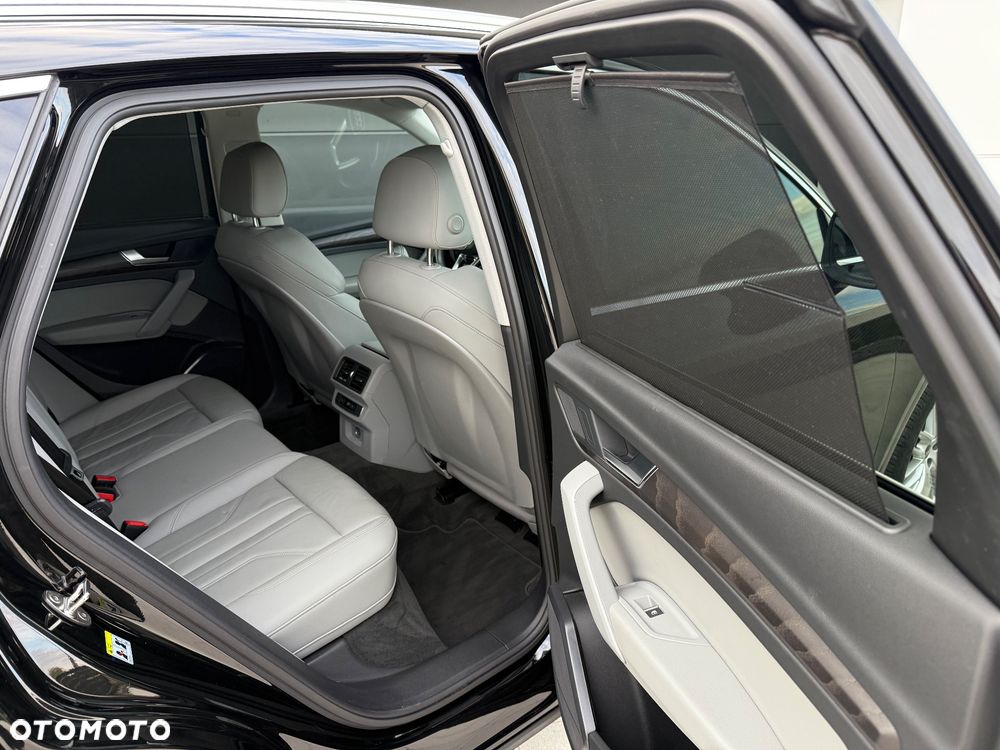 Audi Q5 40 TDI quattro S tronic S line - 24