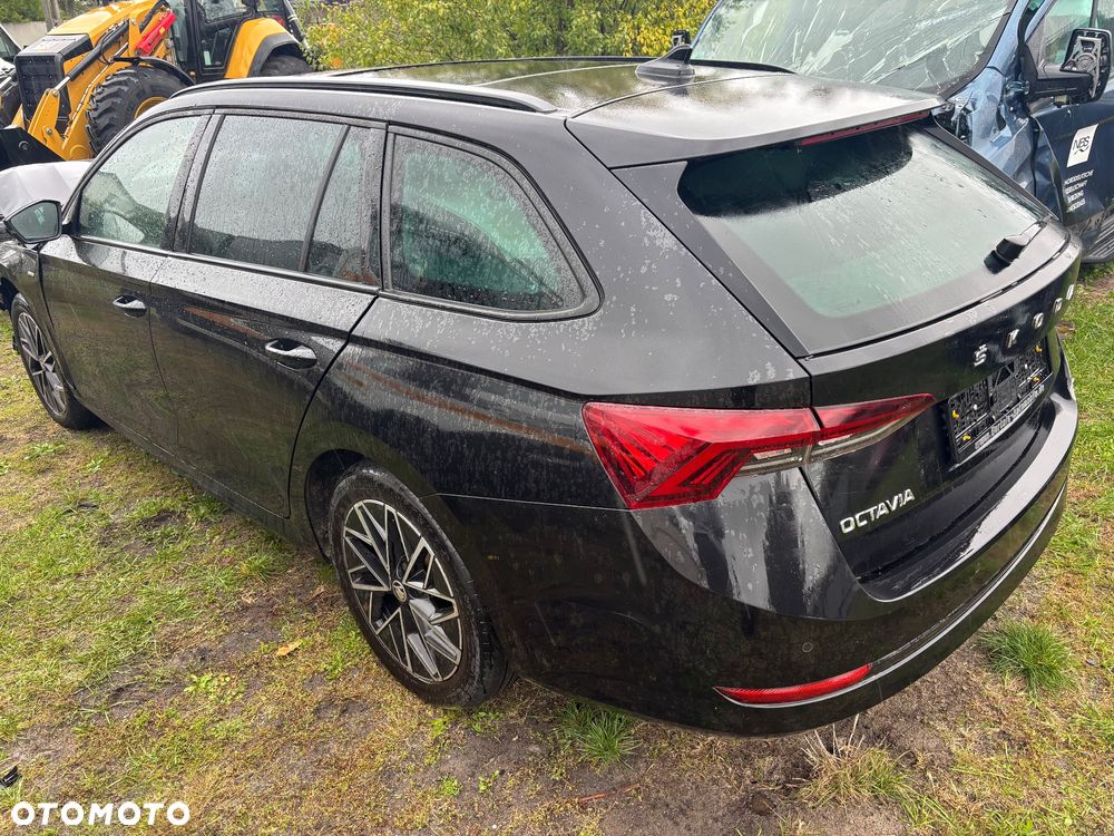 Skoda Octavia 2.0 TDI DSG Clever - 1