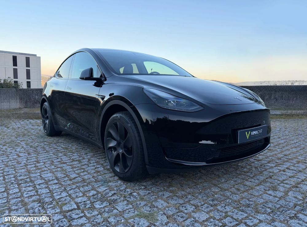 Tesla Model Y RWD - 3
