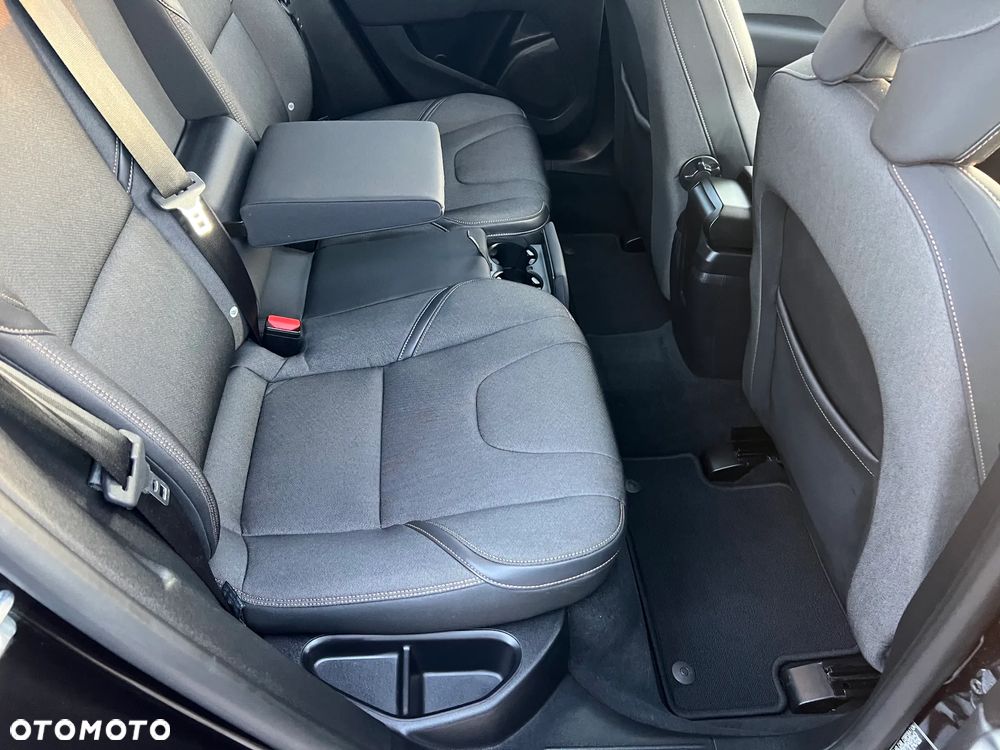 Volvo V40 Cross Country D4 Geartronic Momentum - 30