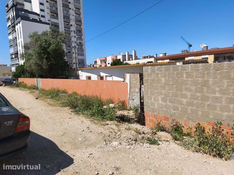 Casa terea no cento da cidade - Grande imagem: 4/6