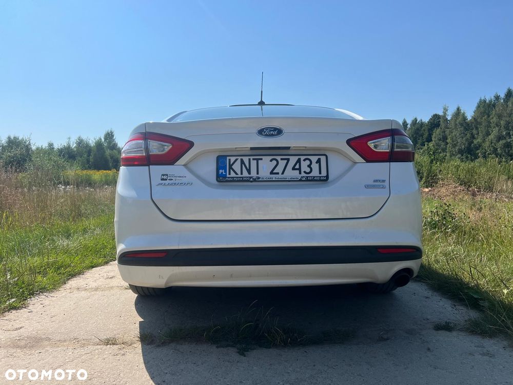 Ford Fusion - 10