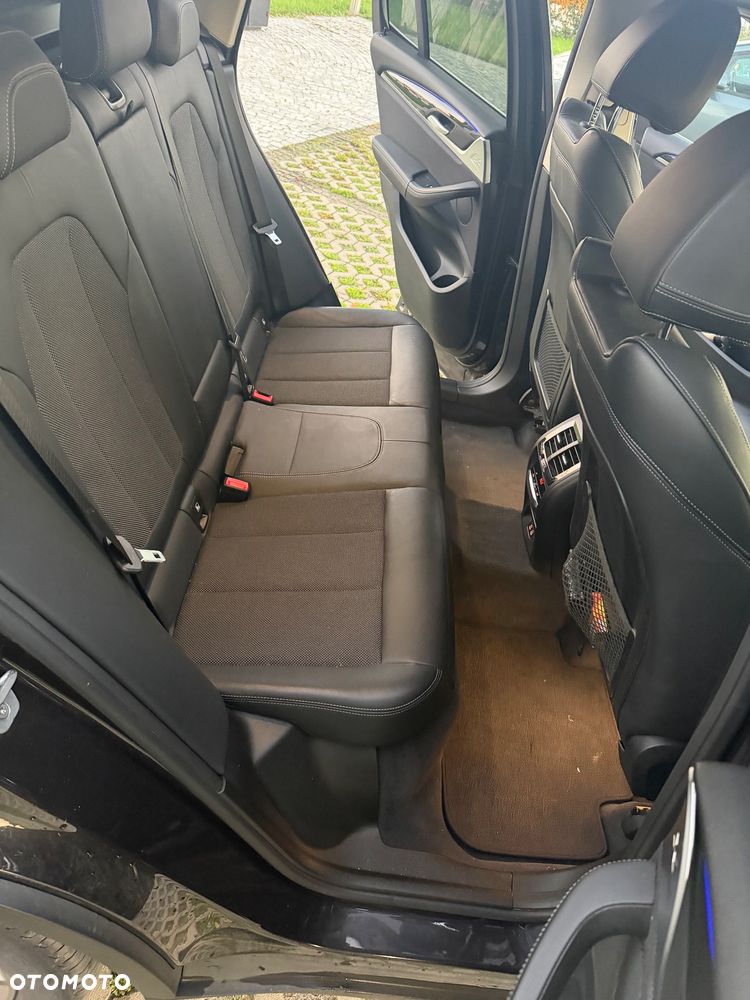 BMW X3 xDrive20d - 8