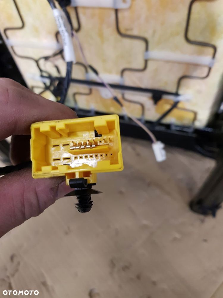 fotel pasażera prawy peugeot 207 lift hb 08r 5d - 9