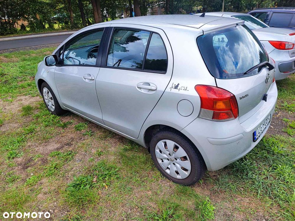 Toyota Yaris 1.33 Sol - 3