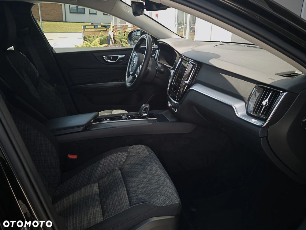 Volvo V60 B3 B Momentum Pro - 18