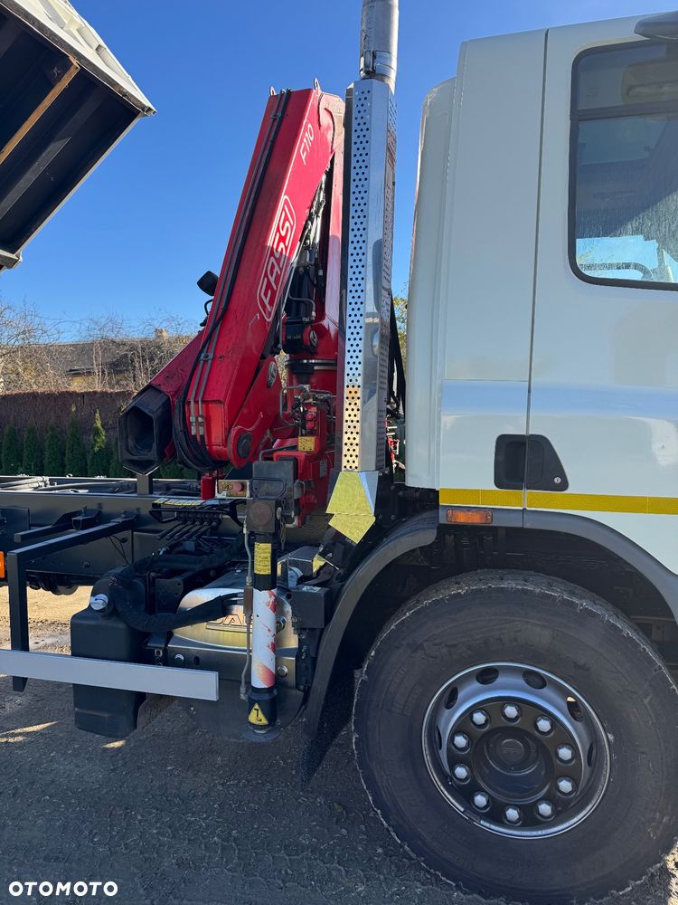 DAF CF 75-310 Wywrotka / HDS Fassi/ - 23