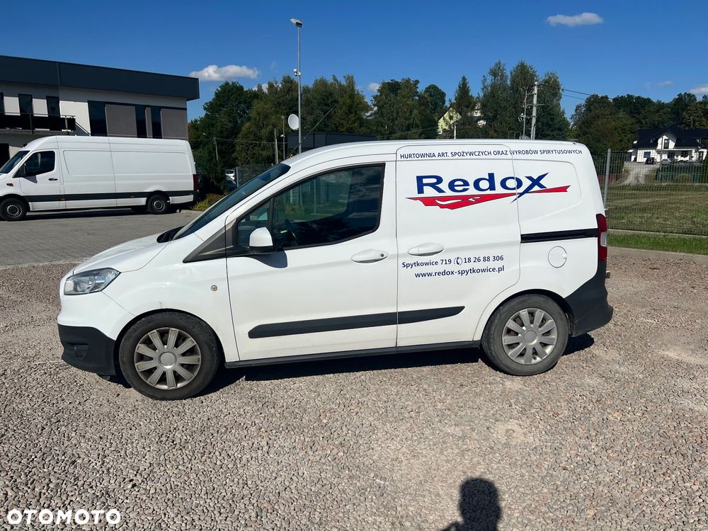 Ford Transit Courier - 3