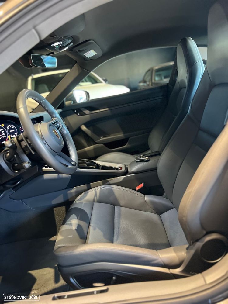 Porsche 911 (992) Carrera PDK - 50