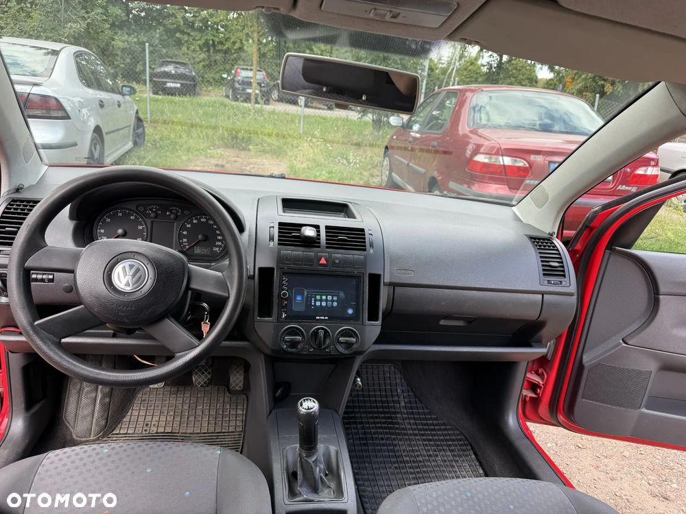 Volkswagen Polo - 17
