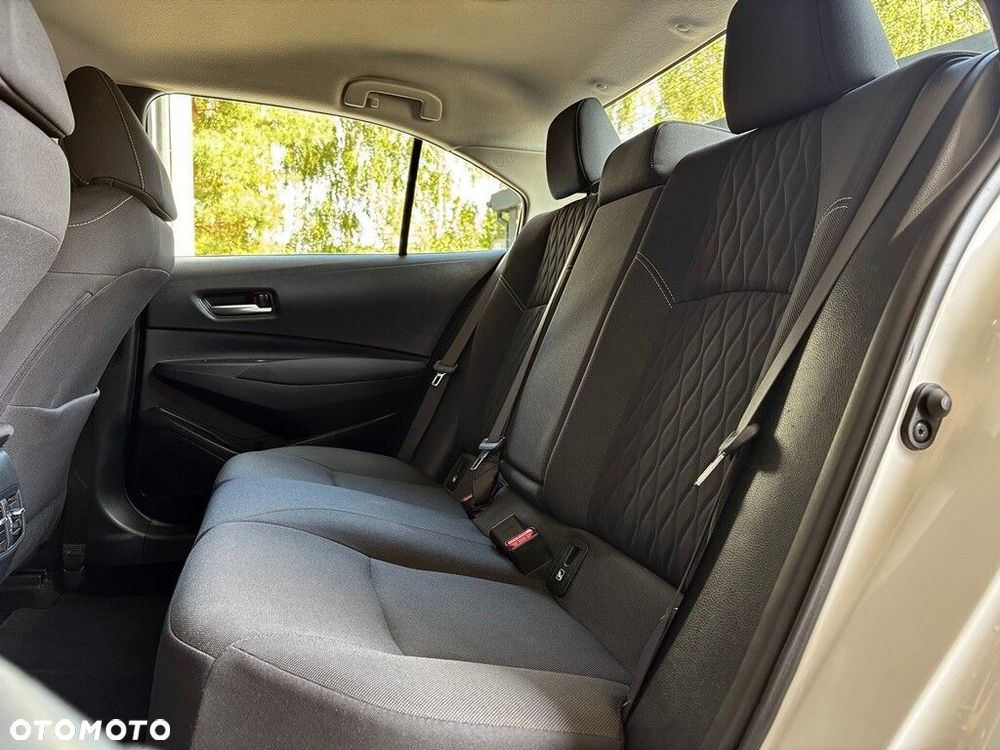 Toyota Corolla - 20
