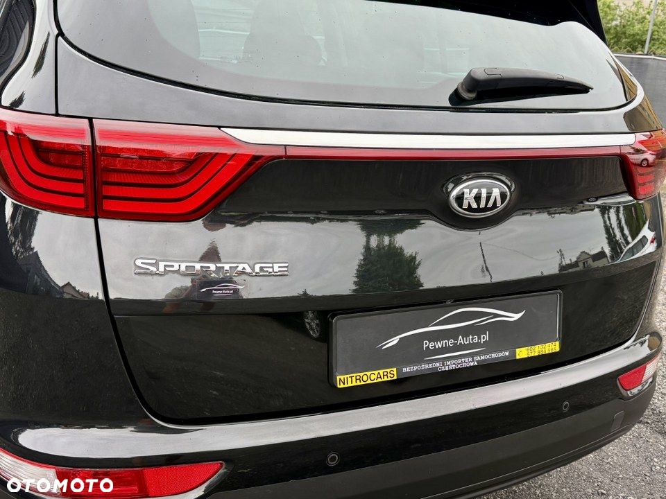 Kia Sportage 1.6 GDI 2WD Black Edition - 11