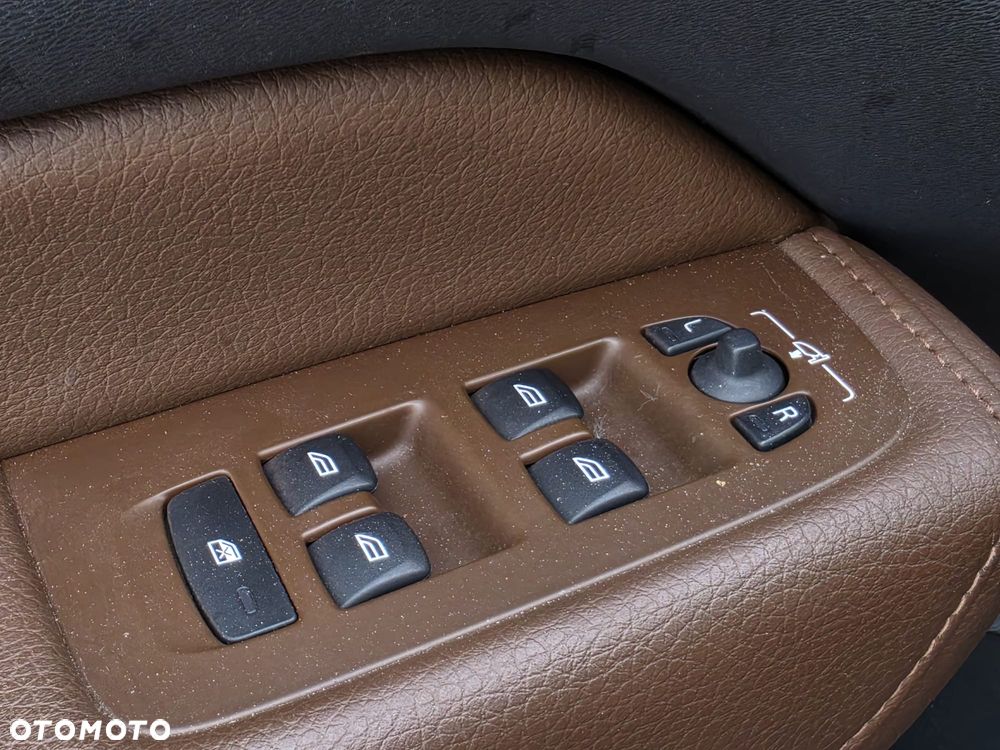 Volvo XC 60 D4 Geartronic Momentum - 17