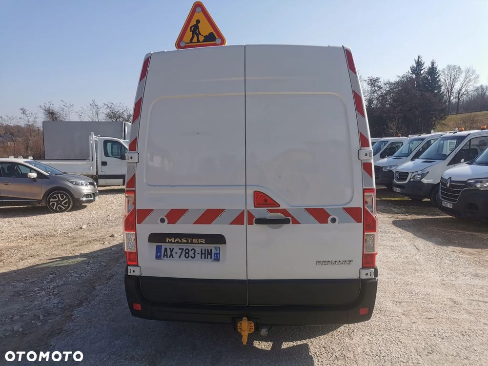 Renault Master L2H2 ładny 2.3dCi-125KM 6-biegów Hak - 4
