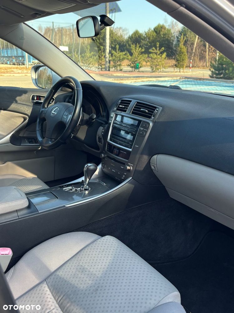 Lexus IS 250 - 5
