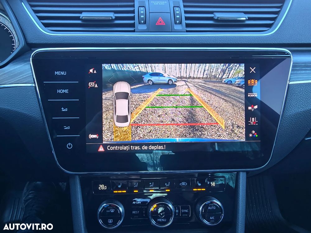 Skoda Superb 2.0 TDI DSG Style - 33