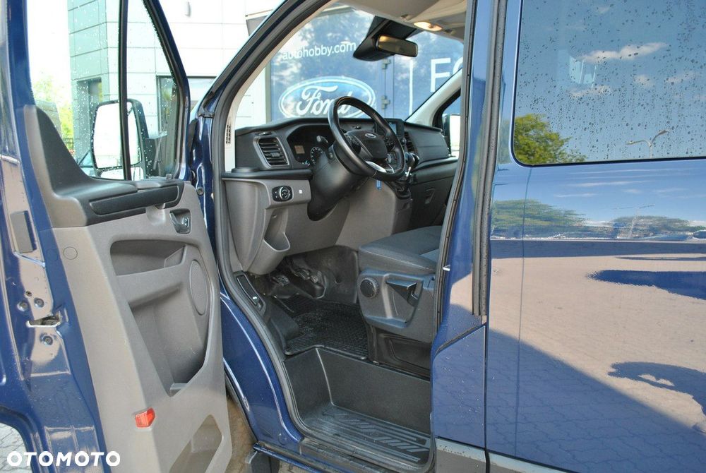 Ford Transit Custom - 13