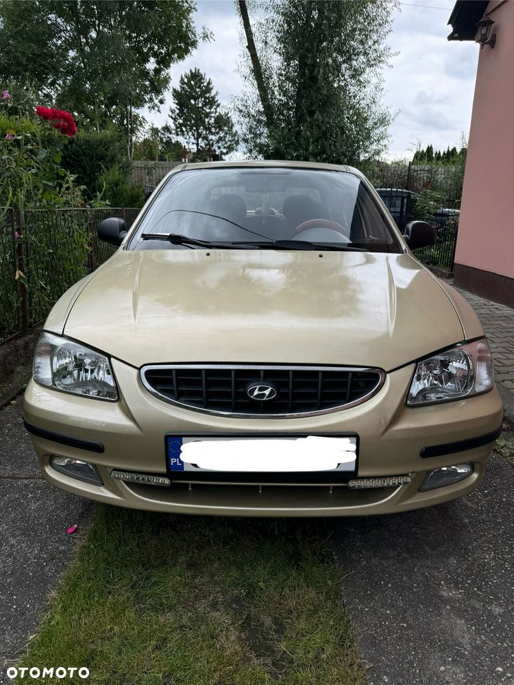Hyundai Accent 1.5 Comfort - 1