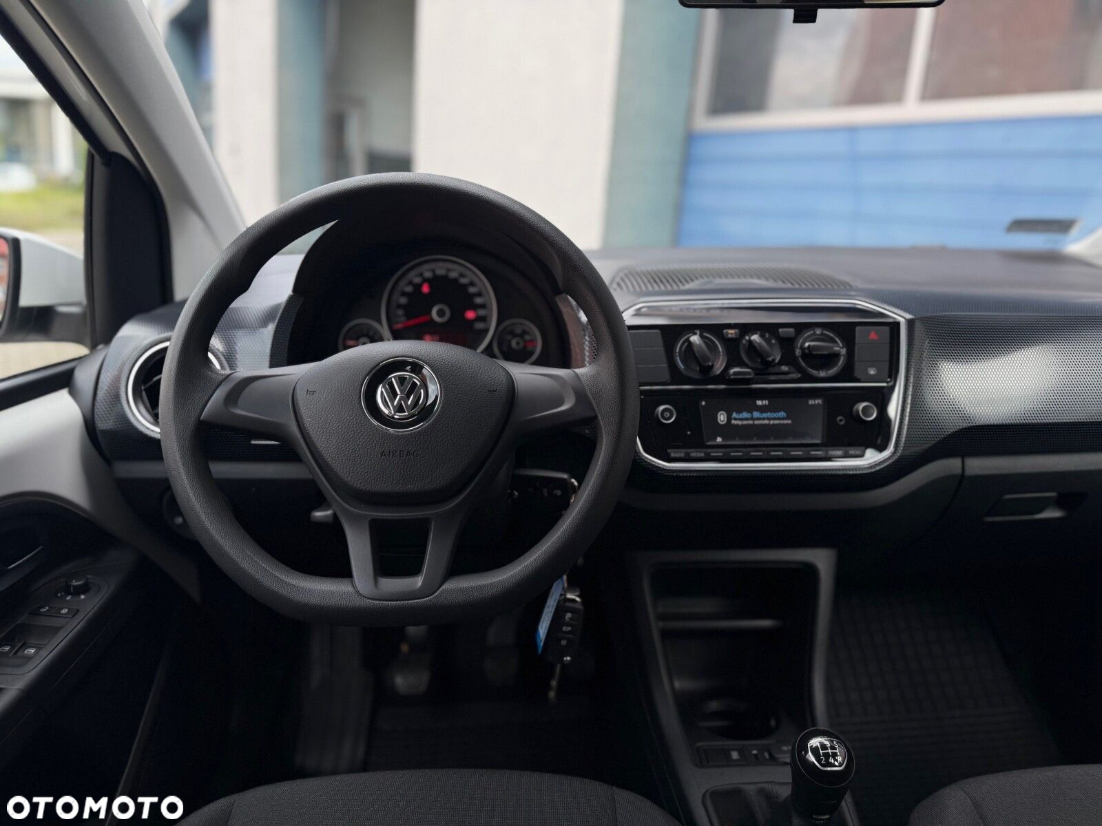 Volkswagen up! 1.0 move - 13