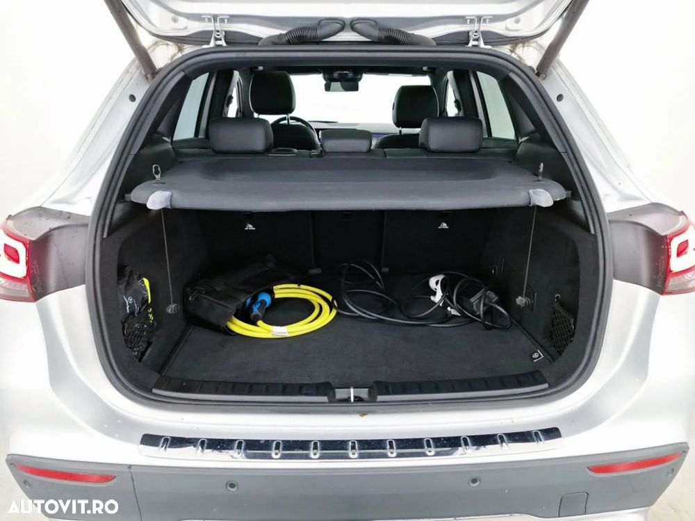 Mercedes-Benz GLA 250 e 8G-DCT Edition Plug-in-Hybrid - 9