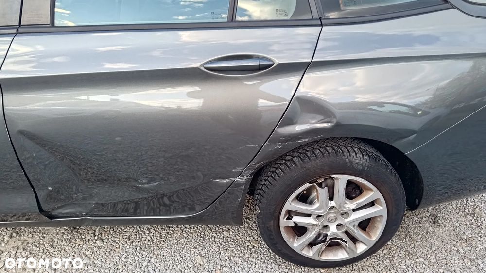 Opel Astra 1.4 Turbo Start/Stop 120 Jahre - 8