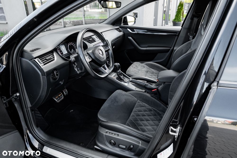 Skoda Octavia 2.0 TDI 4x4 DSG RS - 18
