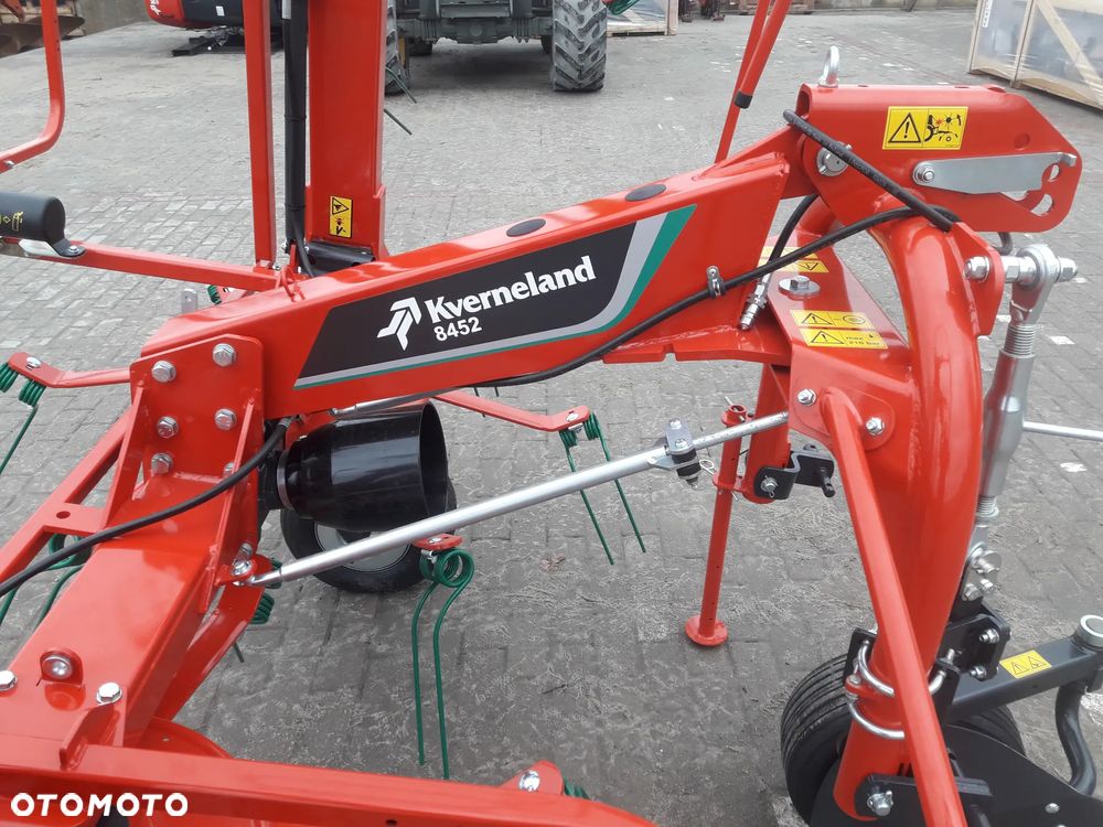 Kverneland Kverneland 8452 - 4