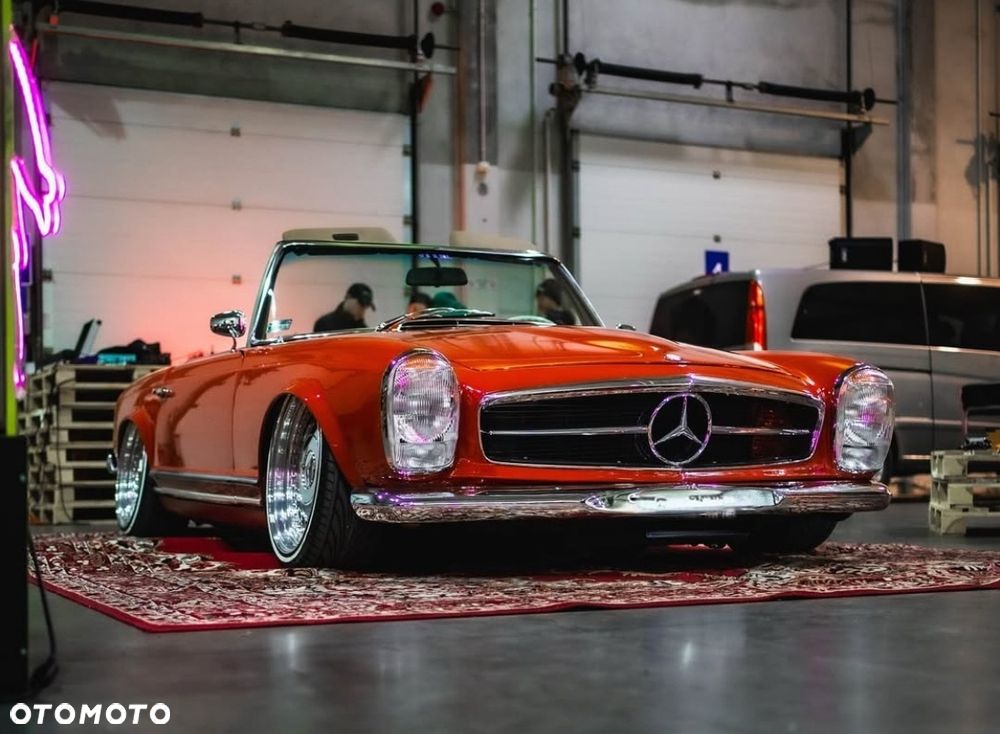 Mercedes-Benz SL - 18