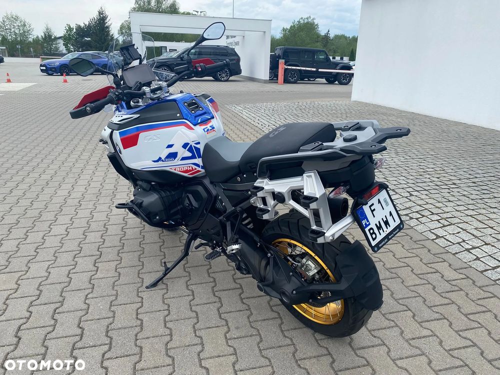 BMW R - 6