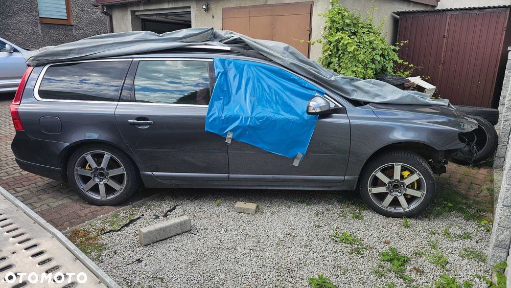 Volvo V70 - 2