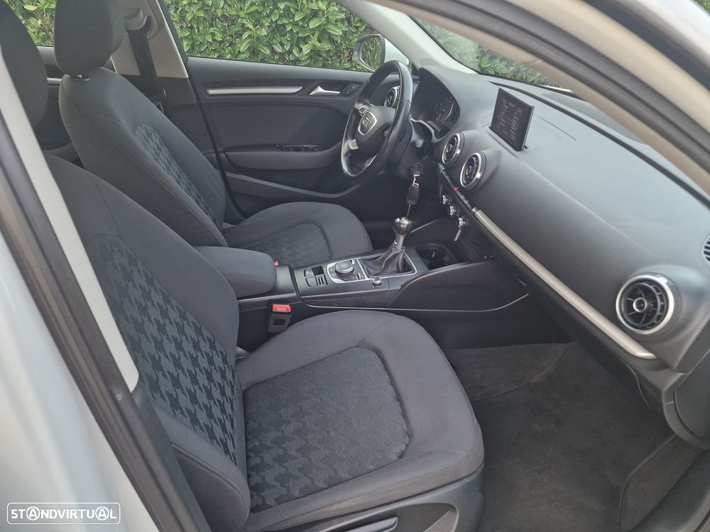 Audi A3 Sportback 1.6 TDI Sport - 14