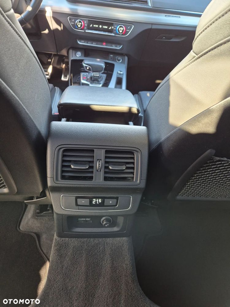 Audi Q5 40 TDI quattro S tronic S line - 22