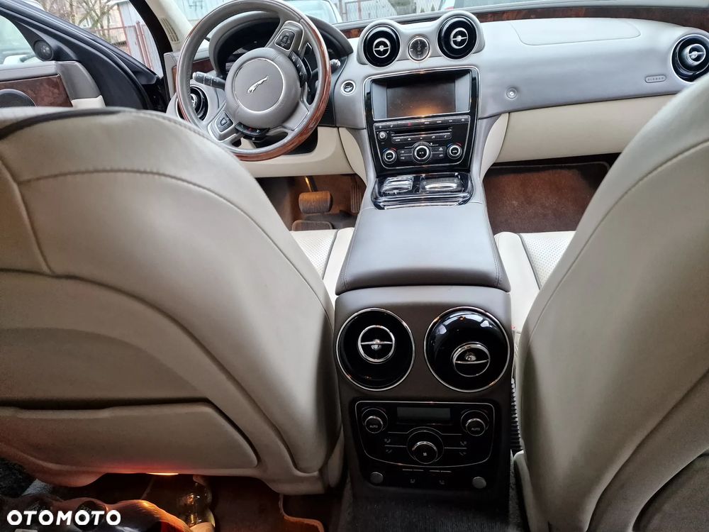 Jaguar XJ 3.0 V6 Kompressor AWD Portfolio - 25