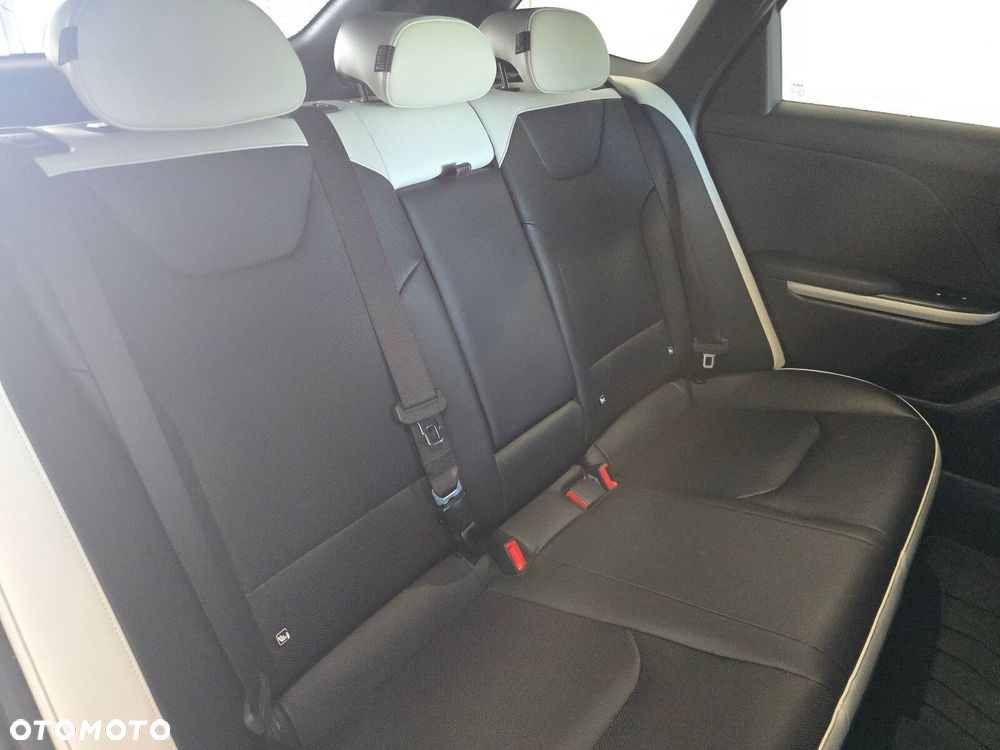 Kia K4 - 15
