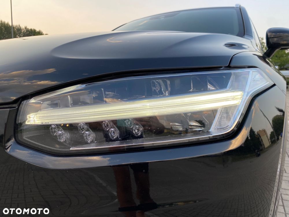 Volvo XC 90 - 27
