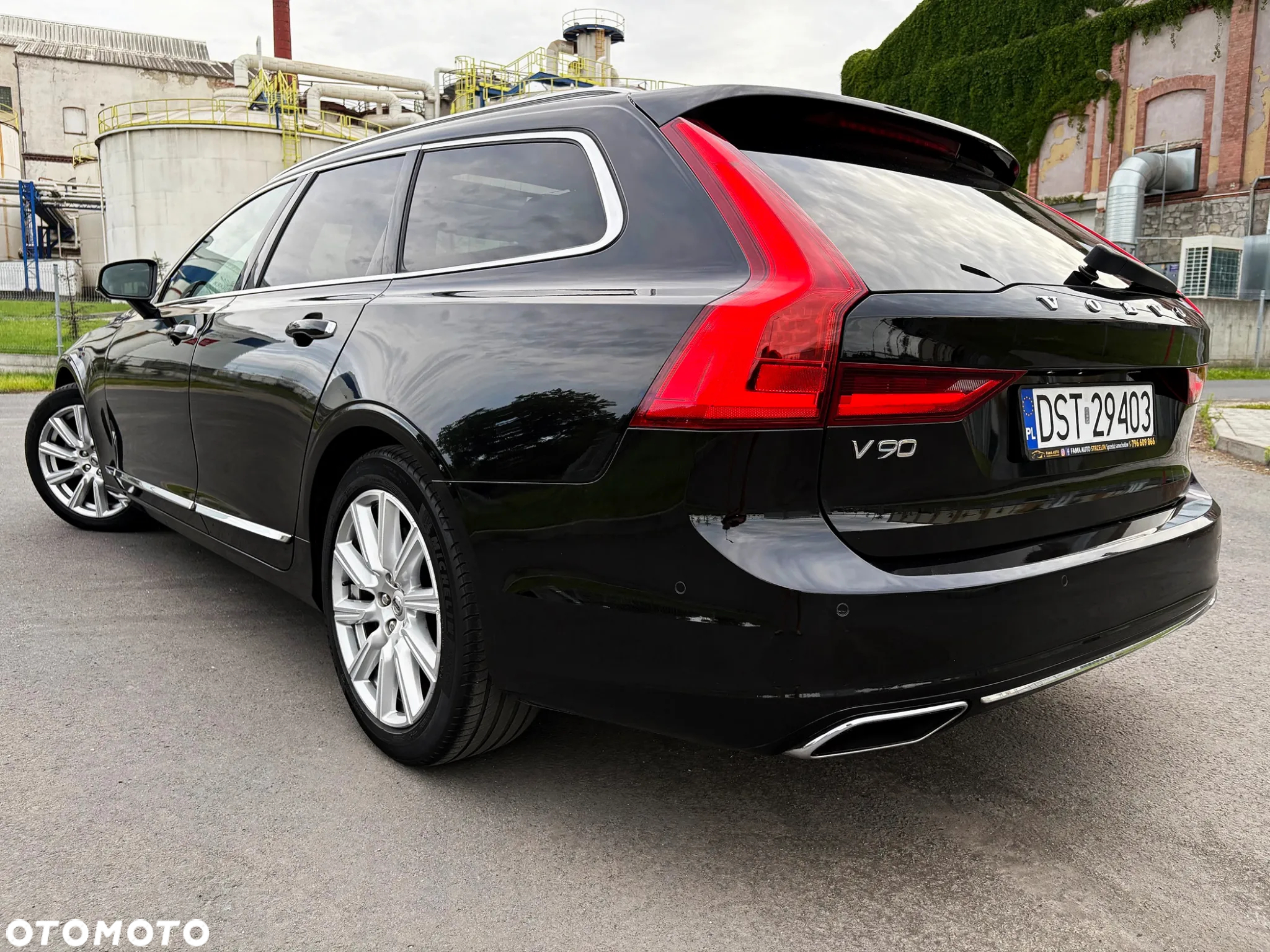 Volvo V90 D4 Inscription - 17