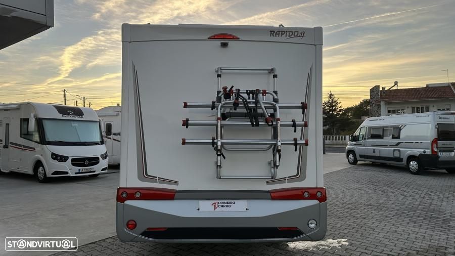 Rapido Serie 6F 680 FF C.central e basculante - 15