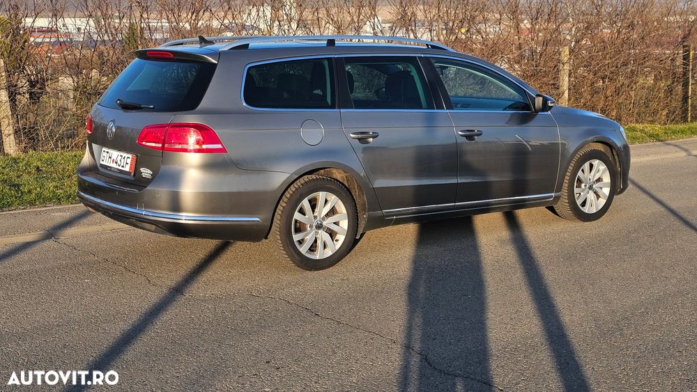 Volkswagen Passat 2.0 TDI BlueMotion Technology DSG Comfortline - 15